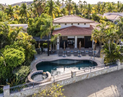 Palmilla Bliss Retreat: 3 BR Villa with Heated Pool and Golf Cart